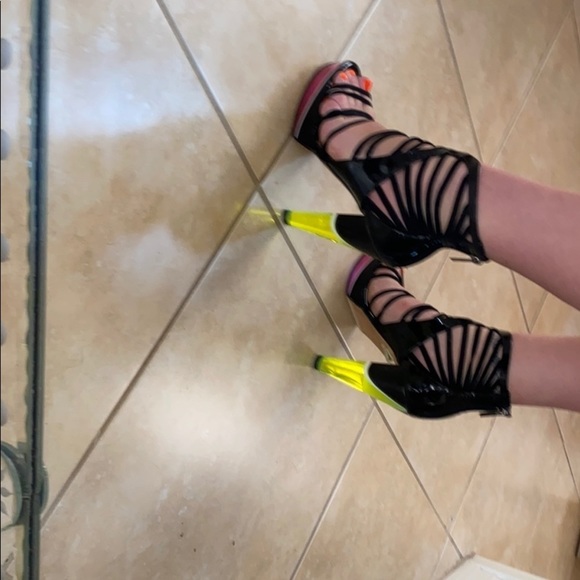 Jimmy Choo Zap Club Shoe Strappy and Sexy AF Collector’s Edition Size 41 - Picture 4 of 11